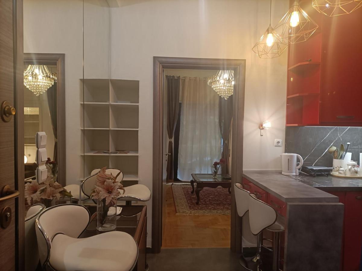 Elegant Apartment Ateny Zewnętrze zdjęcie